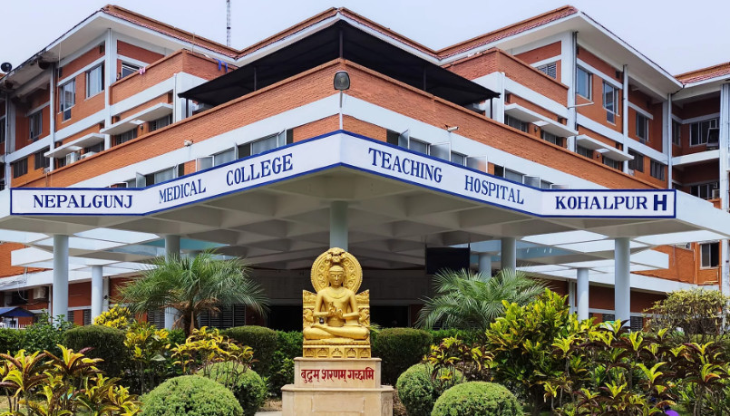 कोहलपुर मेडिकल कलेजमा पुनः सञ्चालनमा आयो आमा सुरक्षा कार्यक्रम, नवजात शिशुको उपचार पनि समेटियो